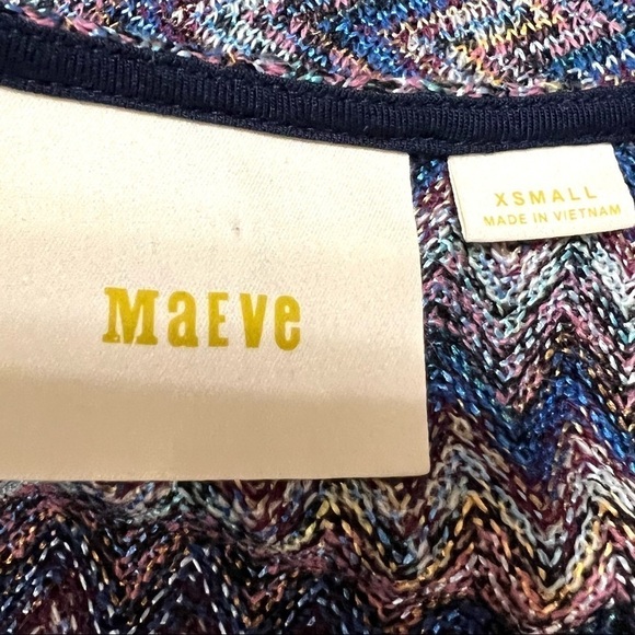 Maeve Westwater Chevron Knit V Neck Sleeveless Dress - Picture 13 of 13